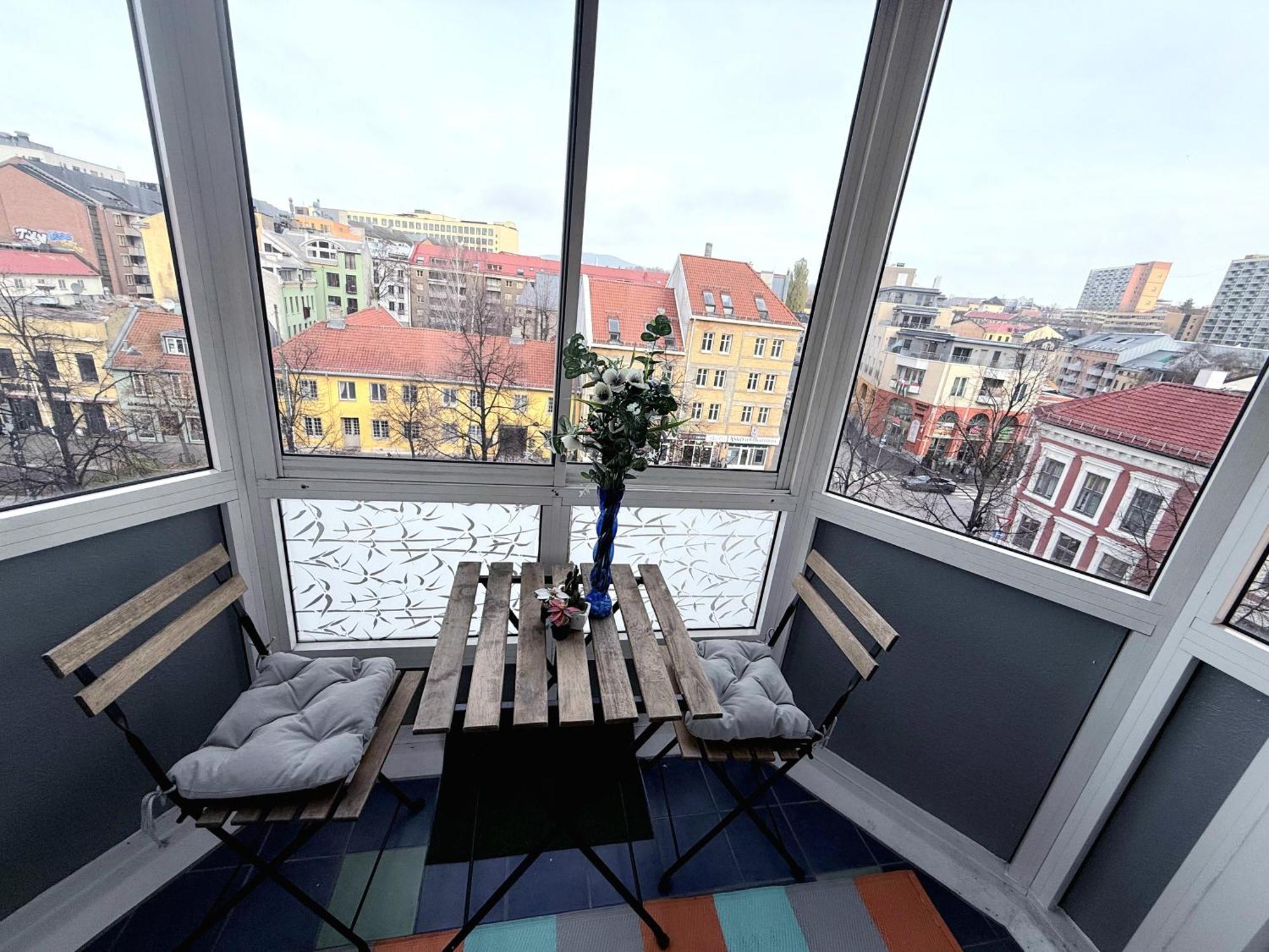 Nice And Cozy 2 Bedroom In Central Lägenhet